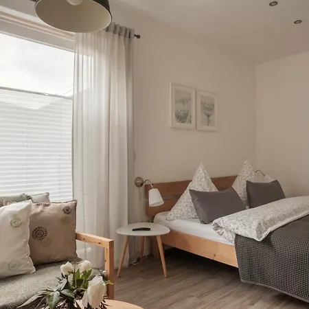 Ferien-und Montagewohnung Cramer Apartment *