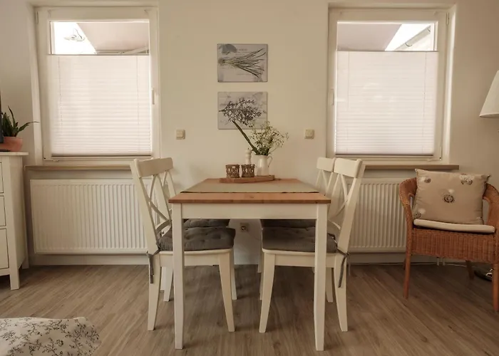 Ferien-und Montagewohnung Cramer *