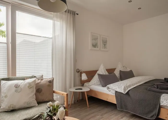 Ferien-und Montagewohnung Cramer Apartman *